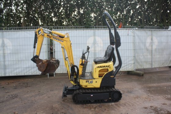 Mini excavator Yanmar SV08-1AS Diesel 7.7kW 2013 923 2013 2 image 3