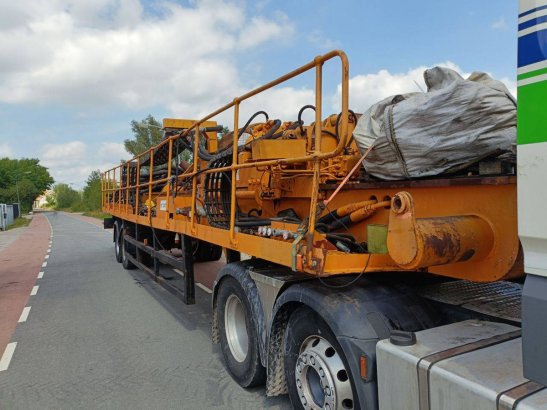 Marindco 10T Diesel soil drilling rig 1995 on trailer MARINDCO 10T 1995 2 image 3
