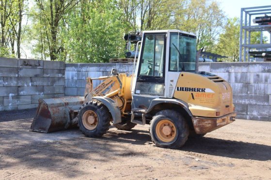 Liebherr L506 Diesel Wheel Loader 2007 2555 2007 2 Wheel Loaders image 18