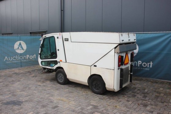 Sweeper HMF 214 Diesel 2007 HMF 214 2007 2 image 3