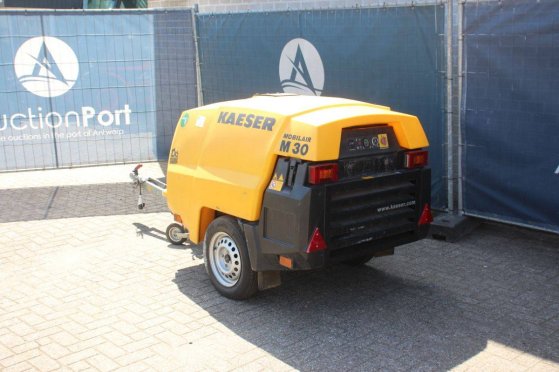 Mobile Compressor Kaeser M30 Diesel 18.2kW 2022 M30 2022 2 Compressors image 3
