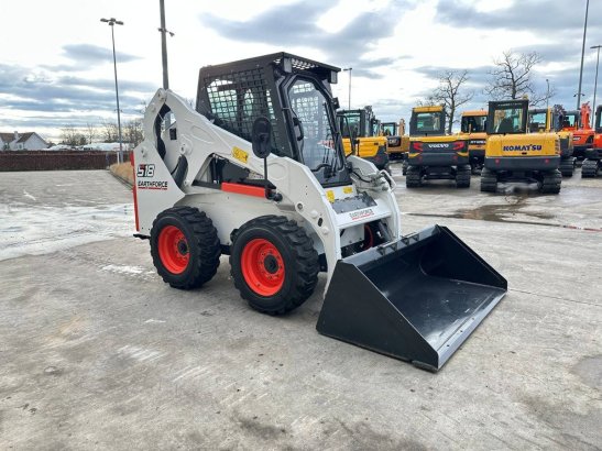 Skid steer loader Bobcat D18-C4 Diesel 2026 S18-C4 2026 2 Wheel Loaders image 3