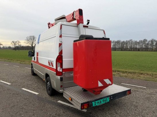 Truck mounted aerial platform Citroen Jumper 2.2HDI Klubb K32 Diesel 12.5m 2016 Citroën Jumper 2.2HDI Klubb K32 2016 2 ima...