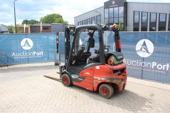 Forklift Fenwick-Linde H20T-01 LPG 2000kg 4.5m 2016 Fenwick-Linde H20T-01 2016 2 Forklift image 3