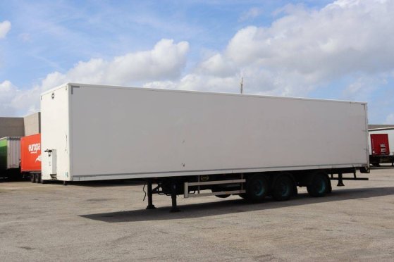 Closed Semi-Trailer Jumbo DO270SE 39500kg 2011 Jumbo DO270SE 2011 2 Box semi-trailers image 3