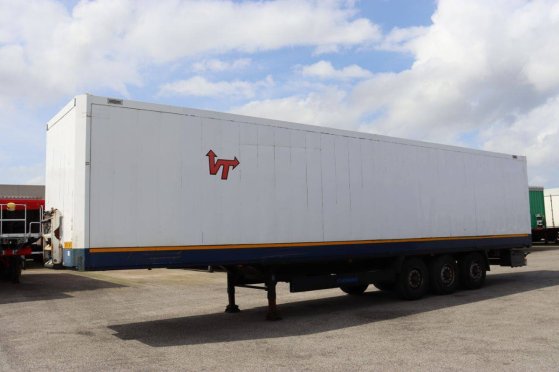 Closed Semi-Trailer Krone SD 36000kg 2011 9357 2011 2 Box semi-trailers image 3