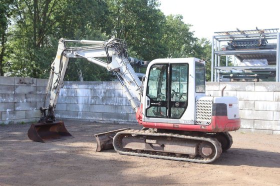 Crawler excavator Takeuchi TB175 Diesel 43.5kW 2003 TB175 2003 2 Crawler Excavators image 3
