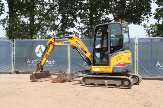 Crawler excavator XCMG XE27E Diesel 15kW 2021 XE27E 2021 2 Crawler Excavators image 3