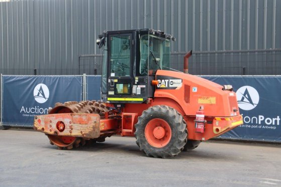 Studded Roller Caterpillar CP44 Diesel 74.5kW 2011 CP44 2011 2 image 3