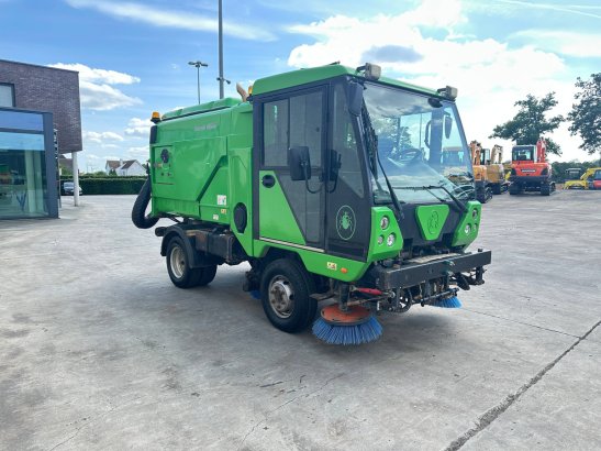 Sweeper Scarab Diesel 2010 Onbekend 2010 2 image 18