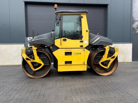 Compactor Bomag BW 174 AP-4i AM Diesel 2017 413 2017 2 image 3