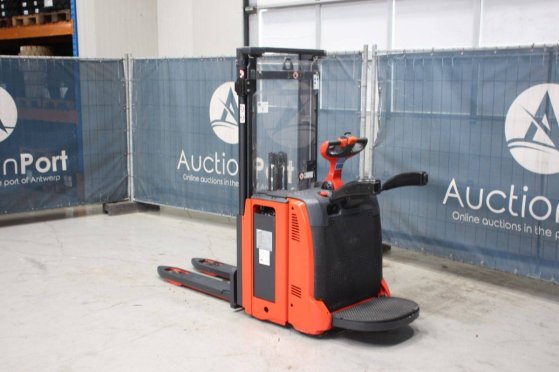 Linde D14 AP Electric Stacker 1400kg 2021 D14 AP 2021 2 image 18