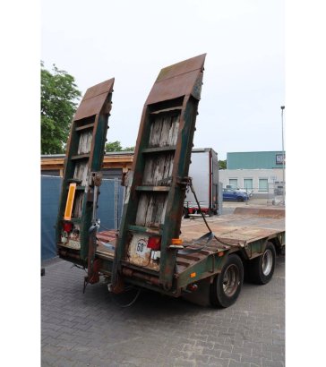 Machine transporter Stas A24D 1981 Stas A24D 1981 2 Flatbed open trailers image 3