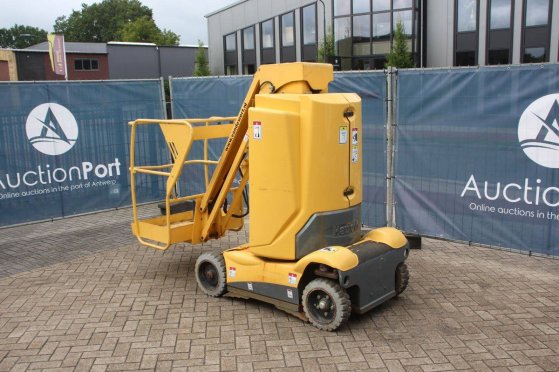 Haulotte Star 10 Electric Mast Lift 200kg 10m 2012 Haulotte Star 10 2012 2 image 3