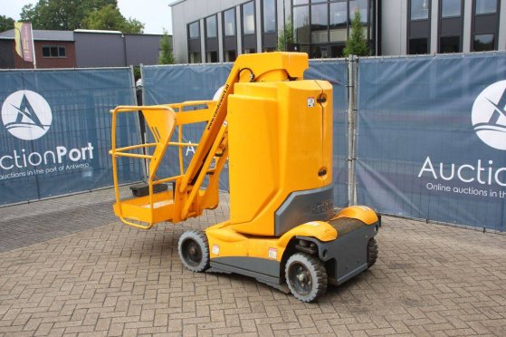 Haulotte Star 10 Electric Mast Lift 200kg 10m 2011 Haulotte Star 10 2011 2 image 3