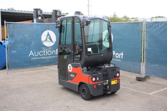 Linde P60 Electric Tractor 150kg 2022 P60 2022 2 image 3