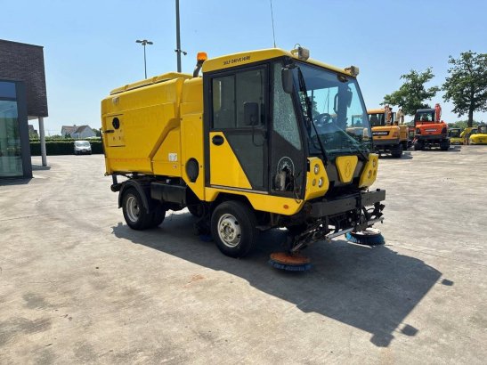 Sweeper Scarab Diesel 2009 Scarab 2009 2 image 3
