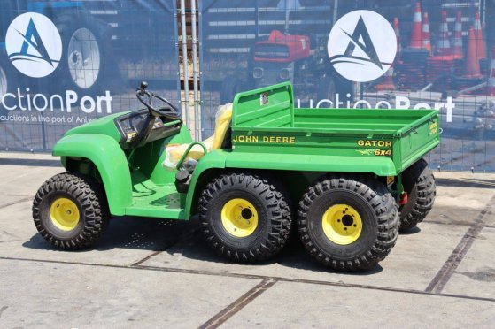 Gator John Deere 6x4 Petrol 2003 New John Deere Gator 6x4 2003 1 image 3