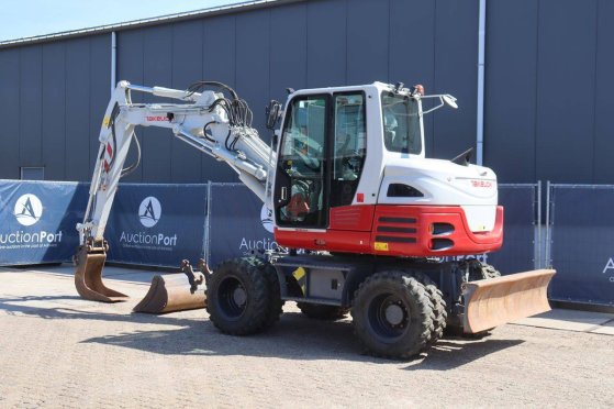 Wheel excavator Takeuchi TB295W Diesel 85kW 2021 TB295W 2021 2 Wheeled Excavators image 3
