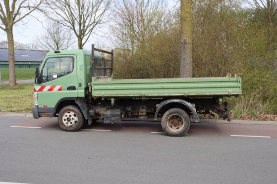 Tipper Van Mitsubishi Fuso Canter 6C15 Diesel 150hp 2000 Fuso Canter 6C15 2000 2 image 3