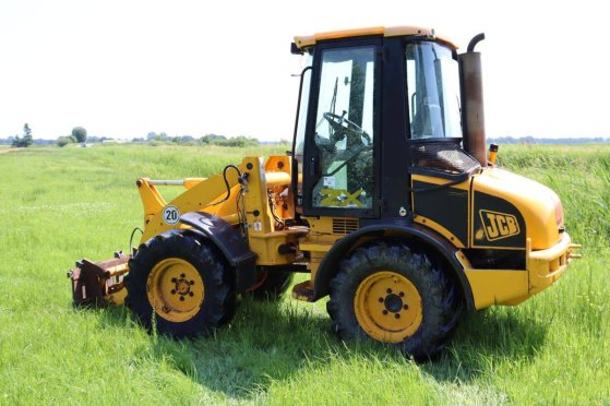 Wheel loader JCB SLP407 Diesel 57.5kW 2004 SLP 407 2004 2 Wheel Loaders image 3