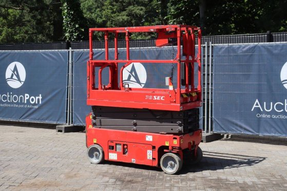 Manitou 78 SEC-2 Electric Scissor Lift 227kg 7.8m 2017 78 SEC-2 2017 2 Scissor Lifts image 3