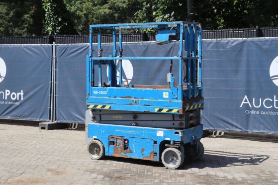 Scissor Lift Genie GS-1532 Electric 272kg 6.40m 2014 GS-1532 2014 2 Scissor Lifts image 3