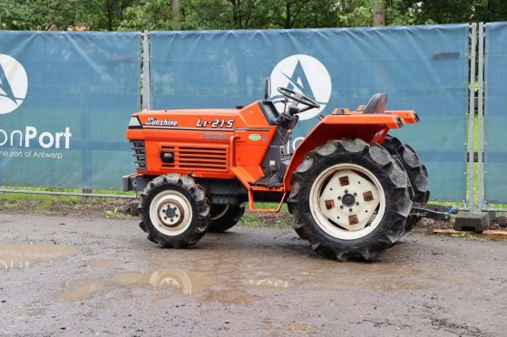 Mini tractor Kubota Sunshine L1-215 Diesel 21hp Sunshine L1-215 2 image 3