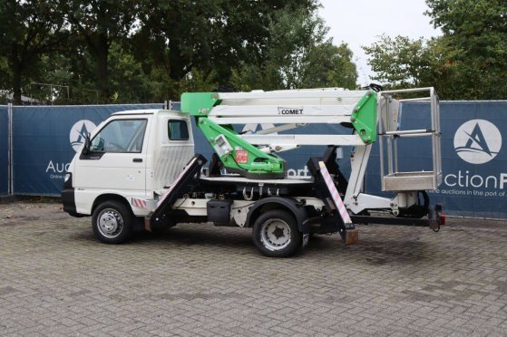Piaggio PORTER MAXXI Petrol self-propelled aerial platform with Comet aerial platform Piaggio Porter Maxxi 2 image 3