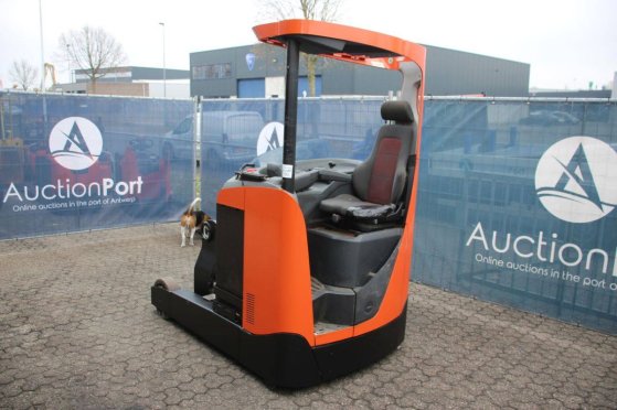 Toyota RRE180 Electric Reach Truck 1800kg 2017 RRE180 2017 2 image 3