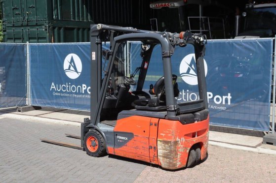 Forklift Fenwick-Linde E16 Electric 1600kg 4.6m 2021 Fenwick-Linde E16 2021 2 Forklift image 3