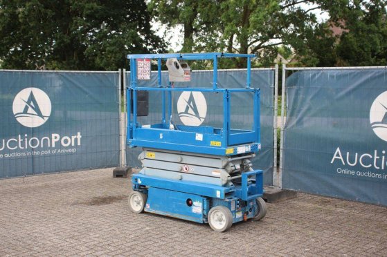 Skyjack SJ III Scissor Lift 3219 Electric 227kg 7.8m 2015 Skyjack SJ III 3219 2015 2 Scissor Lifts image 3