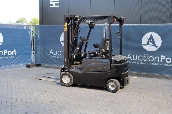 Forklift Yale ERP18VF E2130 Electric 1700kg 4.9m 2018 ERP18VF E2130 2018 2 Forklift image 3