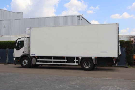 Box truck Truck Volvo FE280 Refrigerated Diesel 2007 FE280 frigo 2007 2 image 3