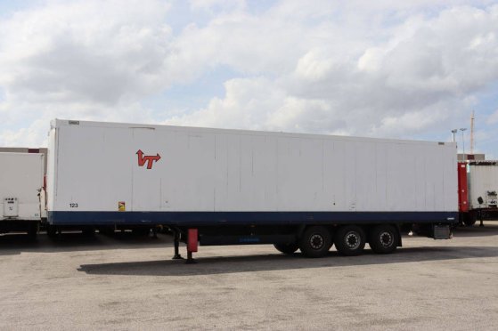 Closed Semi-Trailer Krone SD 36000kg 2011 9357 2011 2 Box semi-trailers image 3