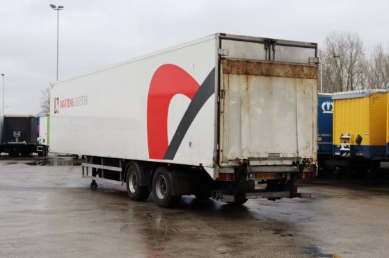 Reefer Semi-trailer HTF HZO32 2002 HTF HZO32 2002 2 Refrigerated semi trailers image 3