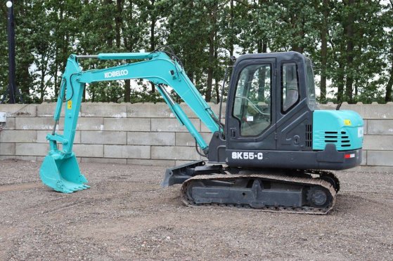 Crawler excavator Kobelco SK55-C Diesel 29kW 2014 SK55-C 2014 2 Crawler Excavators image 3