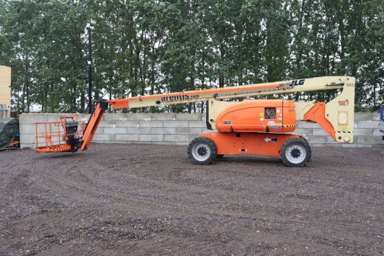 JLG 800AJ Articulated Telescopic Boom Lift Diesel 230kg 26.4m 2018 800AJ 2018 2 image 3