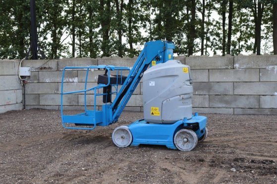Genie GR26J Electric Mast Lift 200kg 9.9m 2015 GR26J 2015 2 image 3