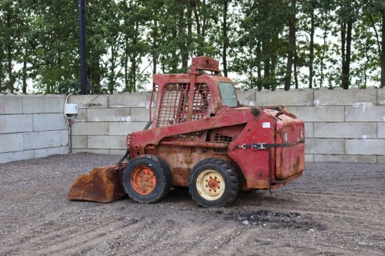 Skid steer loader Bobcat S510 Diesel 10243 2 Wheel Loaders image 3