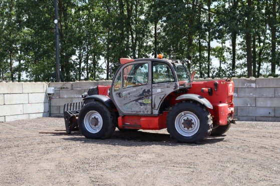Manitou MLT 340-137/ST3B Telehandler Diesel 4000kg 7.6m 2013 MLT 340-137/ST3B 2013 2 image 3