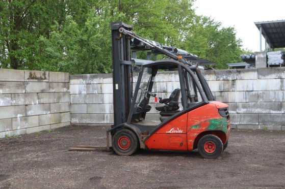 Linde H30D Diesel Forklift 3000kg 2004 H30D 2004 2 Forklift image 3