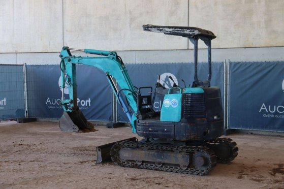 Mini excavator Takeuchi TB20R Diesel TB20R 2 image 3