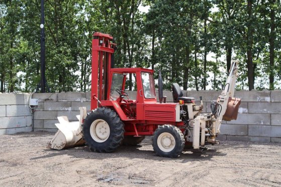 Rough terrain forklift Manitou / Braud & Faucheux 4RM 30G Diesel 3.8m 1979 4RM 30G 1979 2 Rough Terrain Forklift image 3