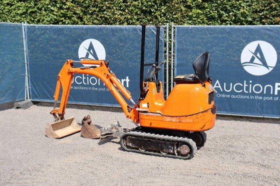 Mini excavator JCB 8008 Diesel 9kW 2011 8008 2011 2 image 3