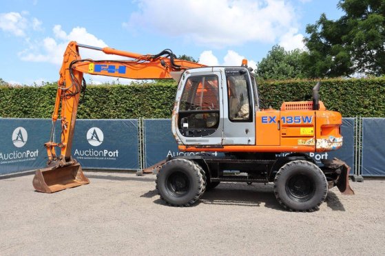 Wheel excavator Fiat Hitachi EX135W Diesel 76kW 2000 Fiat EX 135W 2000 2 Wheeled Excavators image 3