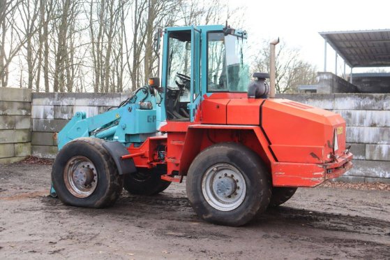 Wheel Loader Paus RL1252SL Diesel 93kW 2000 Paus RL1252SL 2000 2 Wheel Loaders image 3