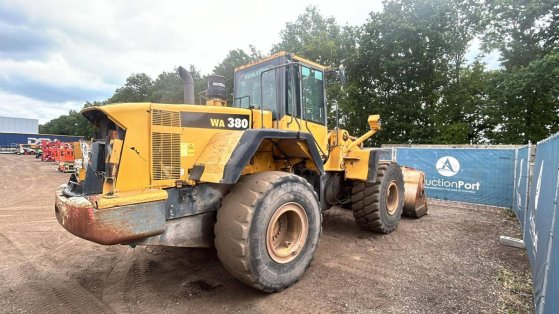 Komatsu WA380-6 Diesel Wheel Loader 142kW 848 2 Wheel Loaders image 3