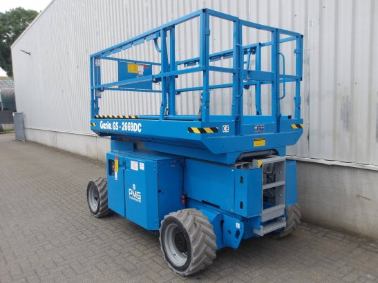 Scissor Lift Genie GS-2669DC Electric 10m 2013 GS-2669DC 2013 2 Scissor Lifts image 3