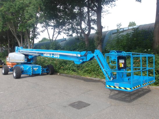 Genie S-105 Diesel Telescopic Boom Lift 34m 2009 S-105 2009 2 image 3